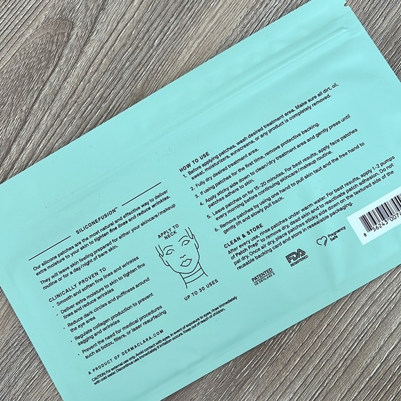 Dermaclara Silicone Patch - Neck - Picture 2 of 2